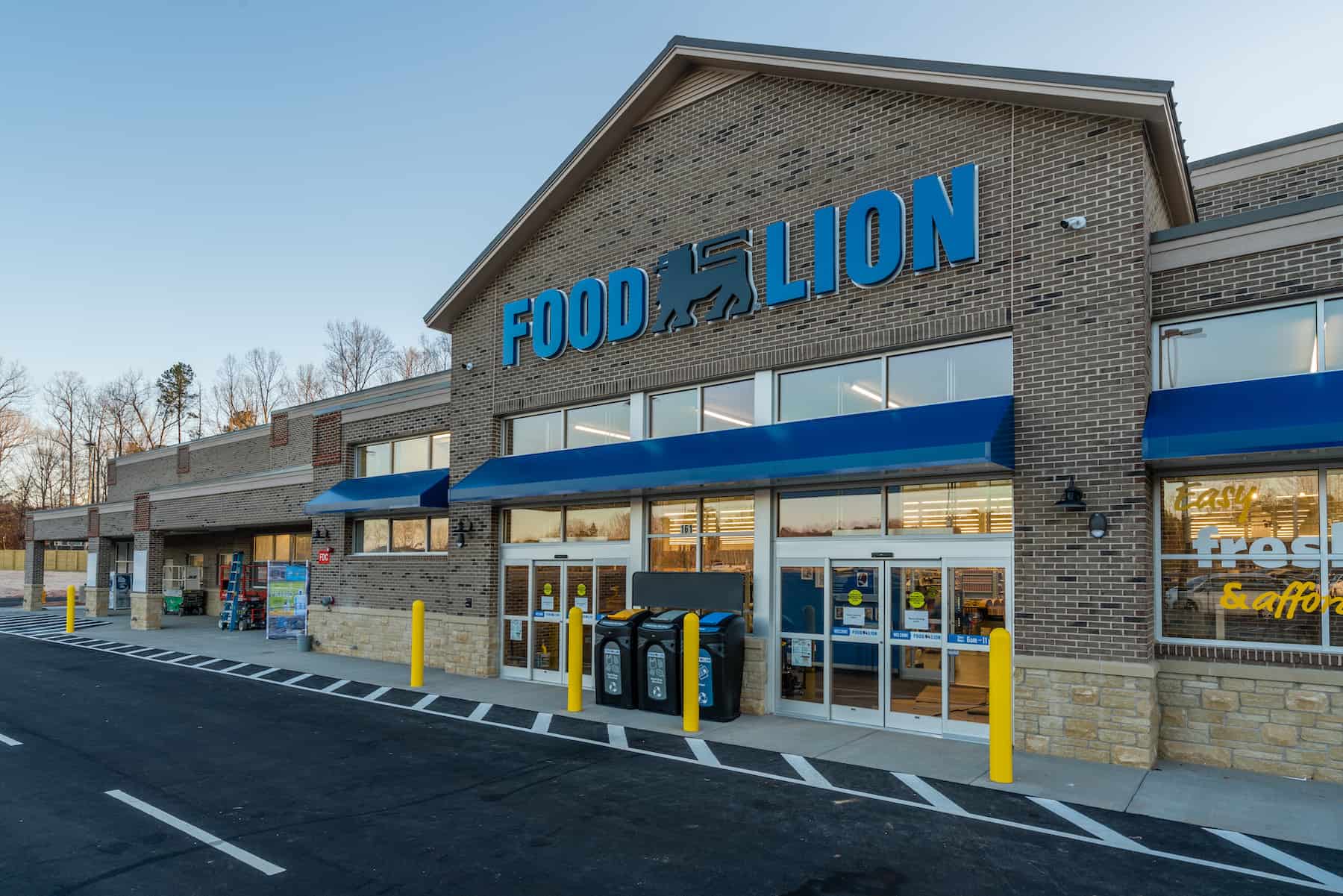 Food Lion, Wake Forest, NC exterior view